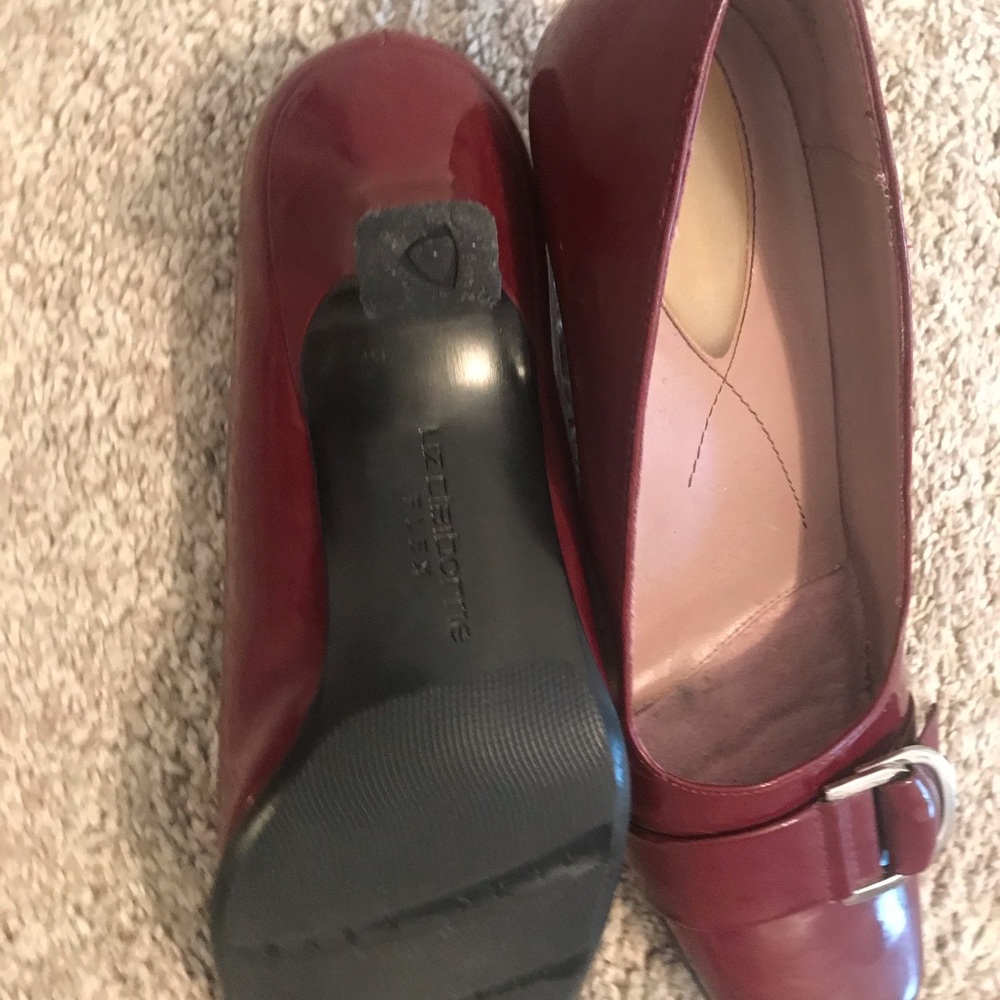 Liz Claiborne Burgundy shoes - Picture 3 of 4